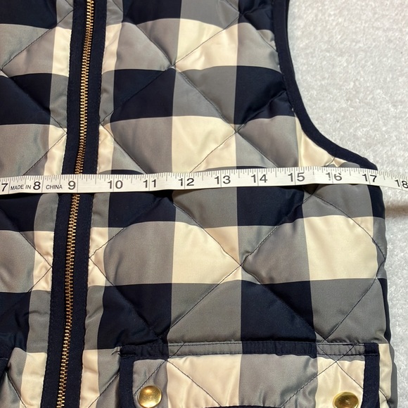 J Crew navy buffalo plaid quilted vest - Picture 6 of 7